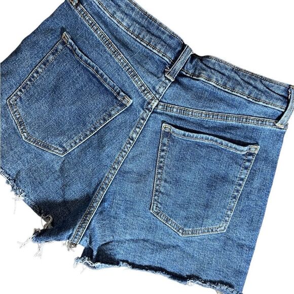 Old Navy high rise cut off style jean shorts size 6 - Picture 4 of 11